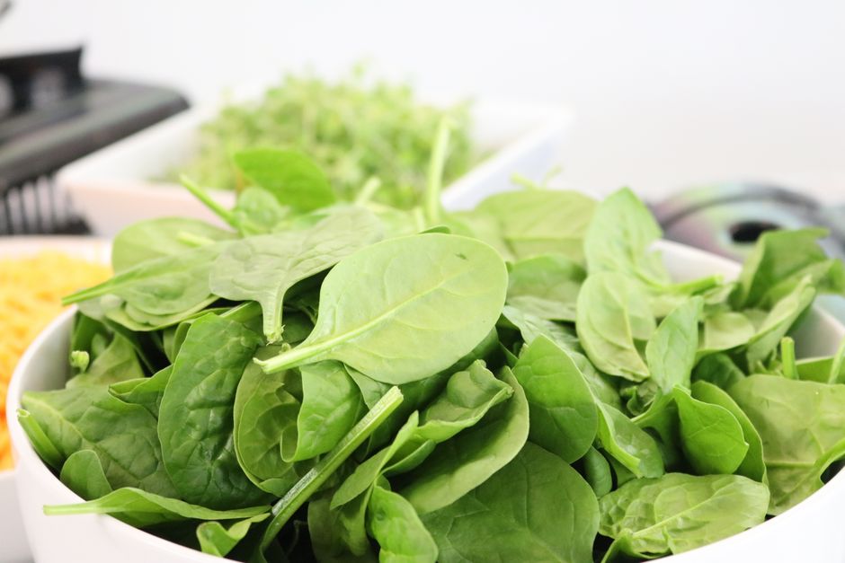 Fresh spinach leaves